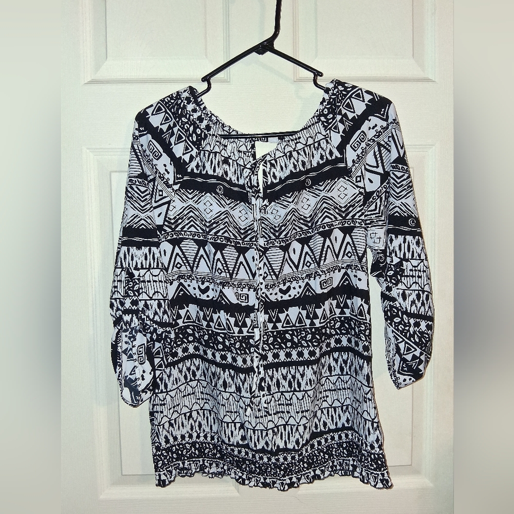 Cato Black and White Geometric Peasant Top